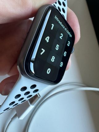 Apple Watch Series 5 Nike LTE 44mm Gris