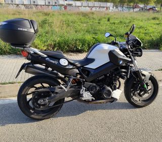 BMW F800R - Moto en perfecto estado
