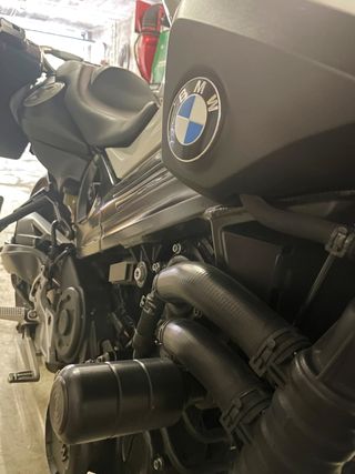 BMW F800R - Moto en perfecto estado