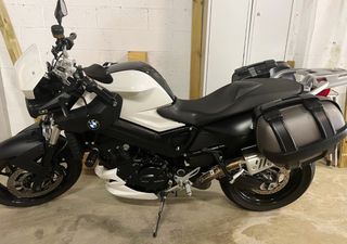 BMW F800R - Moto en perfecto estado