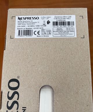 Cafetera Nespresso Essenza Mini Negra