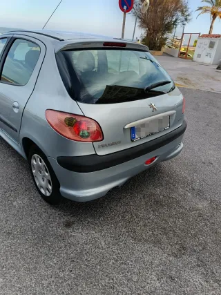 Peugeot 206 2004