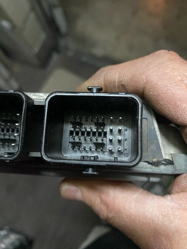 Centralita ECU Siemens SID803A