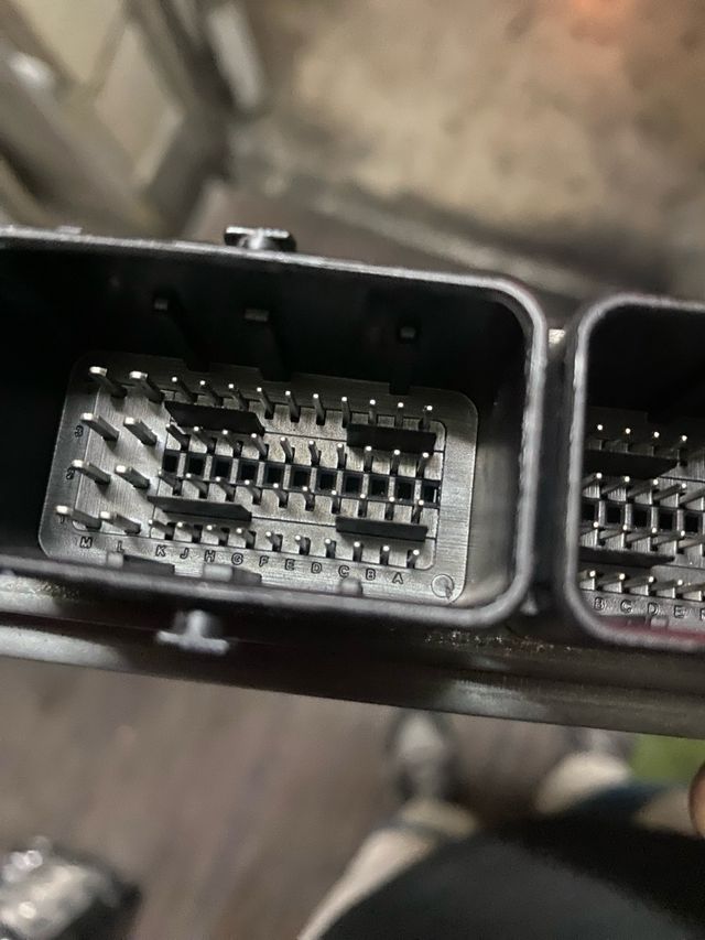 Centralita ECU Siemens SID803A