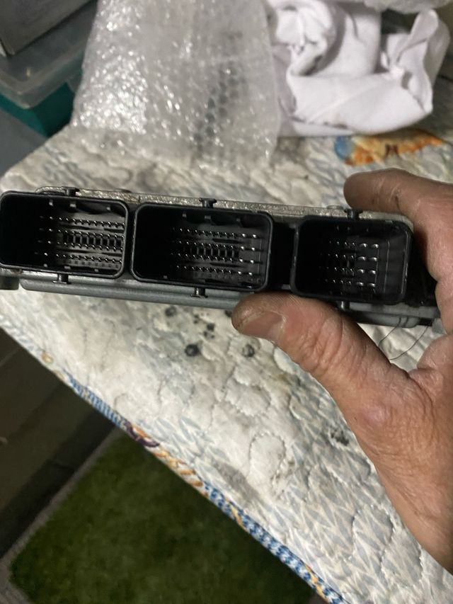 Centralita ECU Siemens SID803A