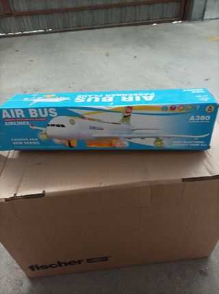 Avión Airbus A380 con luces