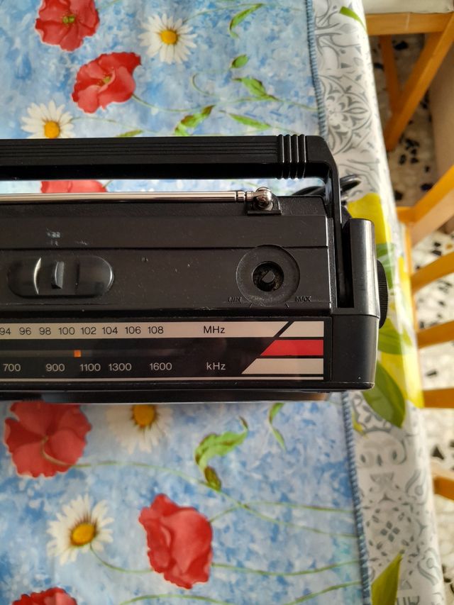 Radiocasete Sanyo vintage