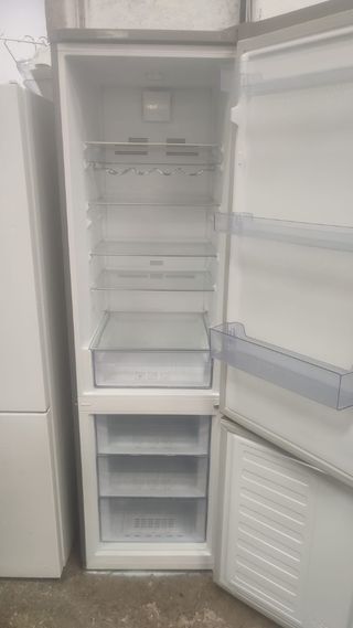 Nevera Beko - Gris