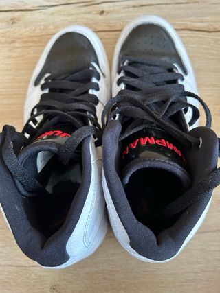 Zapatillas Jordan Access - Blancas y Negras