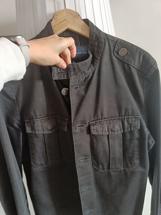 Chaqueta negra French Connection