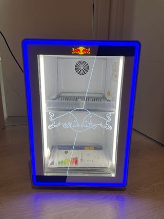 Mini Nevera RedBull Edición Limitada
