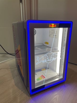 Mini Nevera RedBull Edición Limitada
