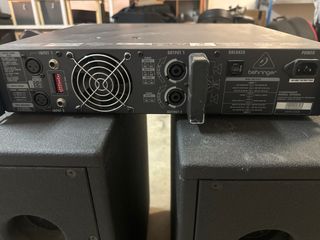 Etapa behringer EP2000 - 2x1000W