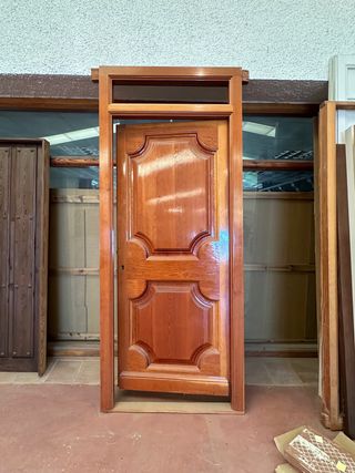 Puerta madera pino maciza