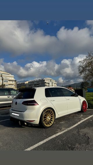 Volkswagen Golf 2014