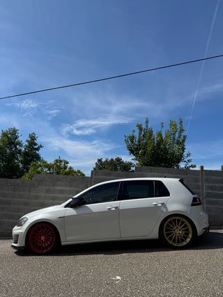 Volkswagen Golf 2014