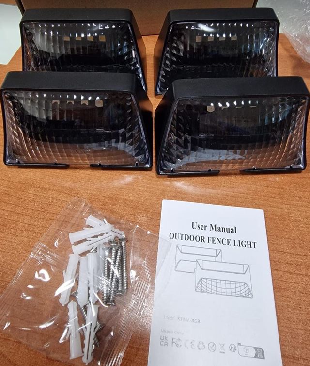 Lámpara solar de jardín para exteriores