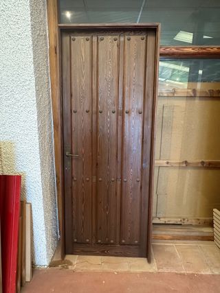 Puerta interior madera maciza