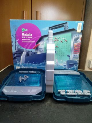 Hundir la flota - Batalla en el mar. Juego de mesa