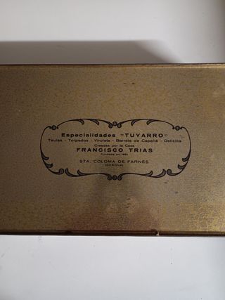 Caja vintage metal marrón