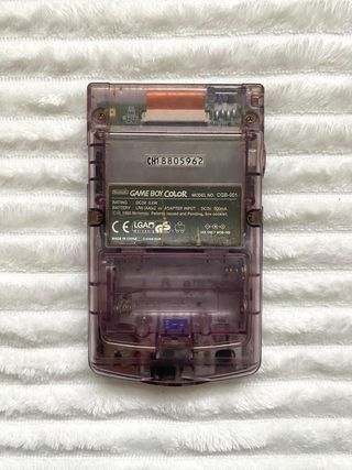Game Boy Color morado transparente