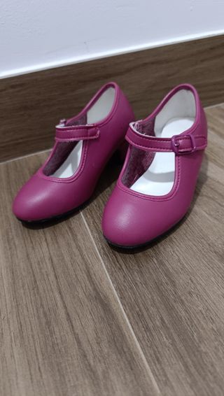 Zapatos de tacón flamenco o traje gitana TALLA 24
