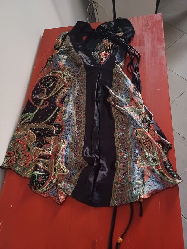 Abito bianco in pizzo