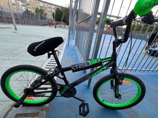 BMX 20" negra y verde lima