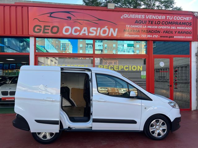 Ford Transit Courier 2016