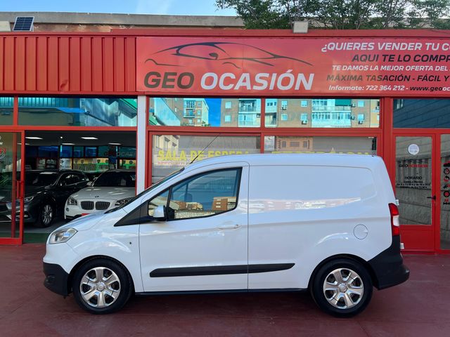 Ford Transit Courier 2016