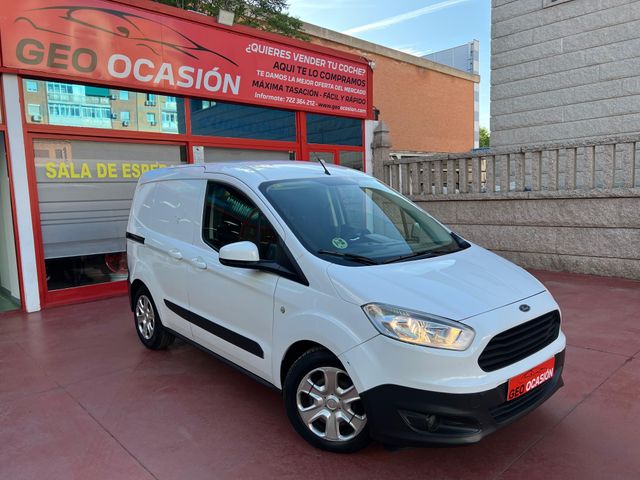 Ford Transit Courier 2016
