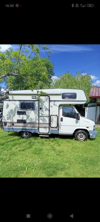 Autocaravana Burstner 