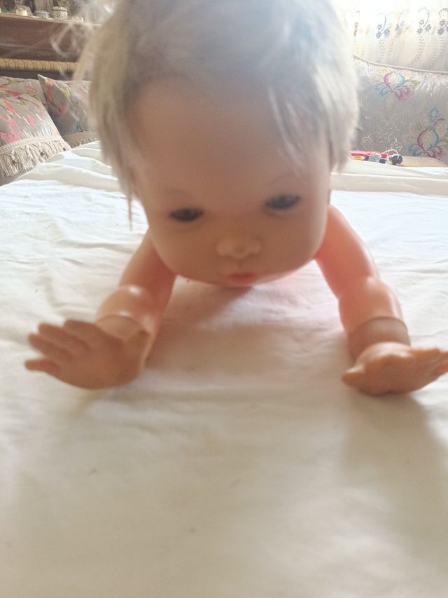 Muñeco bebé antiguo