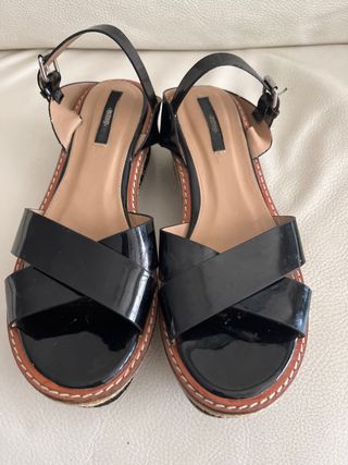 Sandalias negras plataforma