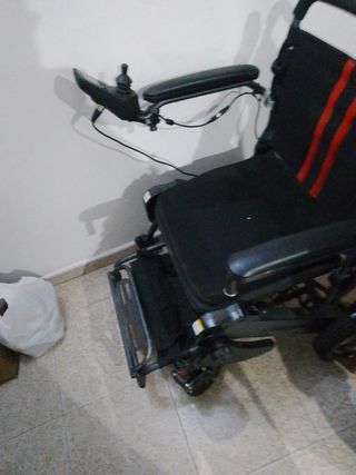 Silla ruedas eléctrica plegable