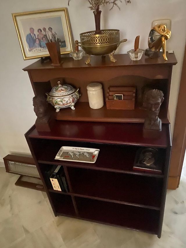 Mueble librero vintage.