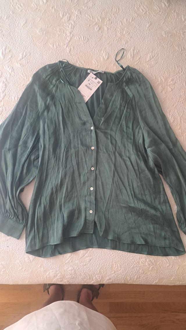 Camisa Zara verde manga larga - talla S