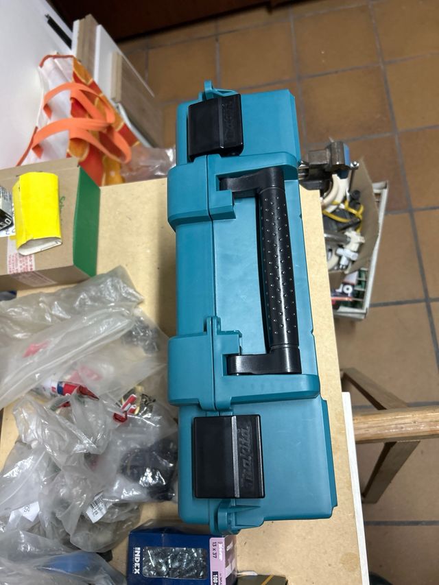 Maletín Makita herramientas