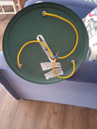 Lámpara 3 luces dorada y verde