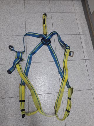 Arnés seguridad marca irudek