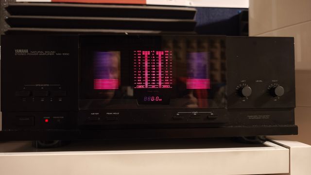 Yamaha MX-1000 amplificador