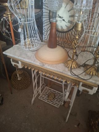 Mesa de Coser Wertheim Antigua