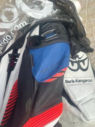 Mono piel SHIMA Apex