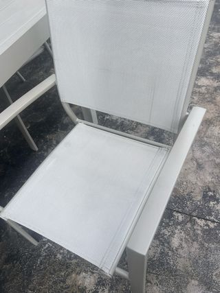 Mesa extensible 200-300 y 4 sillas jardín - Gris