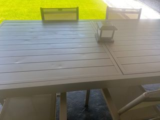 Mesa extensible 200-300 y 4 sillas jardín - Gris