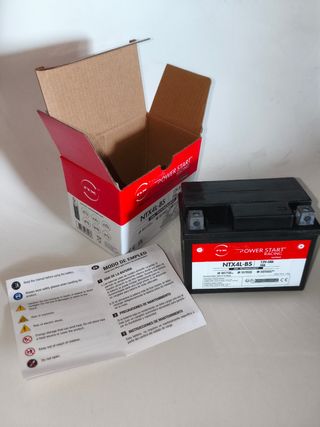 Batería moto 12V 3Ah tipo GEL sin mantenimiento.