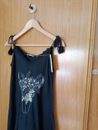 Vestido negro Hug Clau 