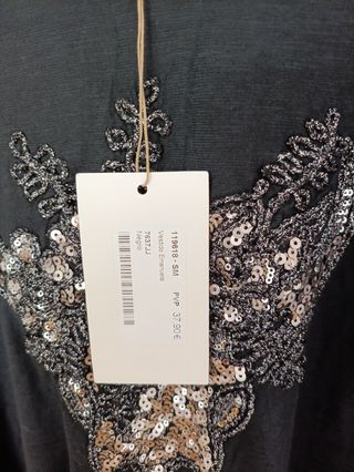 Vestido negro Hug Clau 