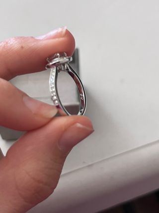 Sortija Swarovski rosetón plata