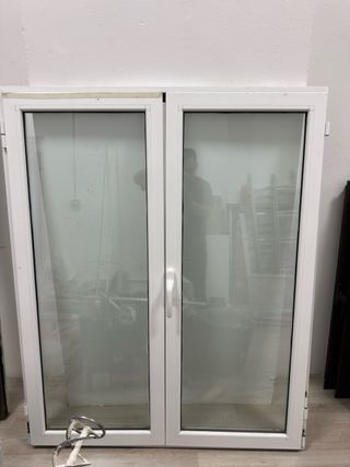 Ventana aluminio blanca 2 hojas